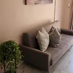 Cozy Batchelor Labiance